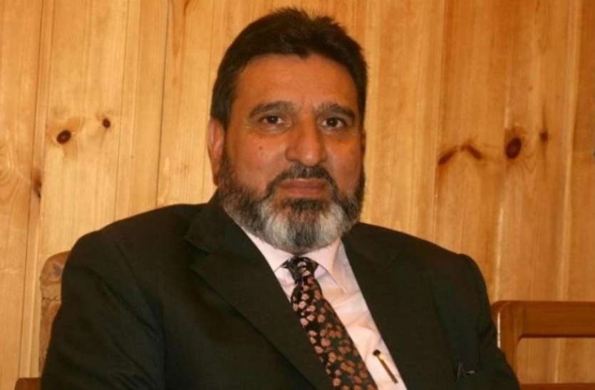 altaf_bukhari_1.jpeg Jammu-Kashmir: सैयद अलताफ बुखारी ने छोड़ा महबूबा का साथ, बनाई 'अपनी पार्टी'