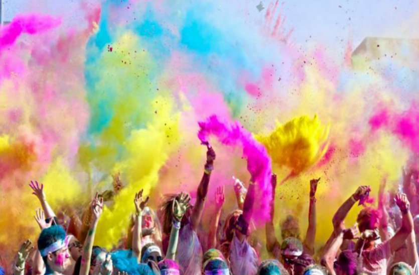 holi_kismat.jpg किस्मत संवारने के लिए होली पर जरूर करें ये उपाय