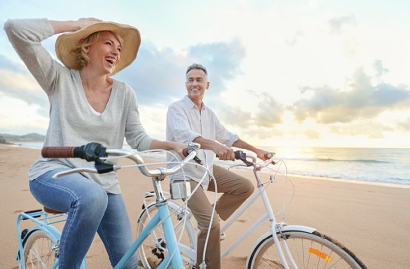 Fitness Mantra: Tips To Stay Young After 40 Fitness Mantra: 50 की उम्र में चाहते हैं 25 की फिटनेस, ताे अपनाएं ये नियम