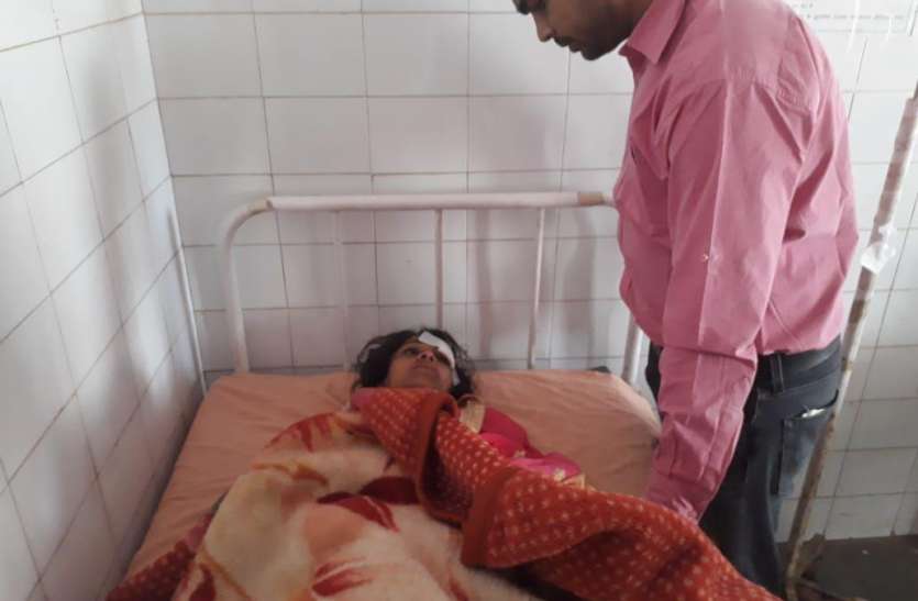 murder.jpg मां-बेटी पर कातिलाना हमला, मां की मौत, बेटी गंभीर घायल