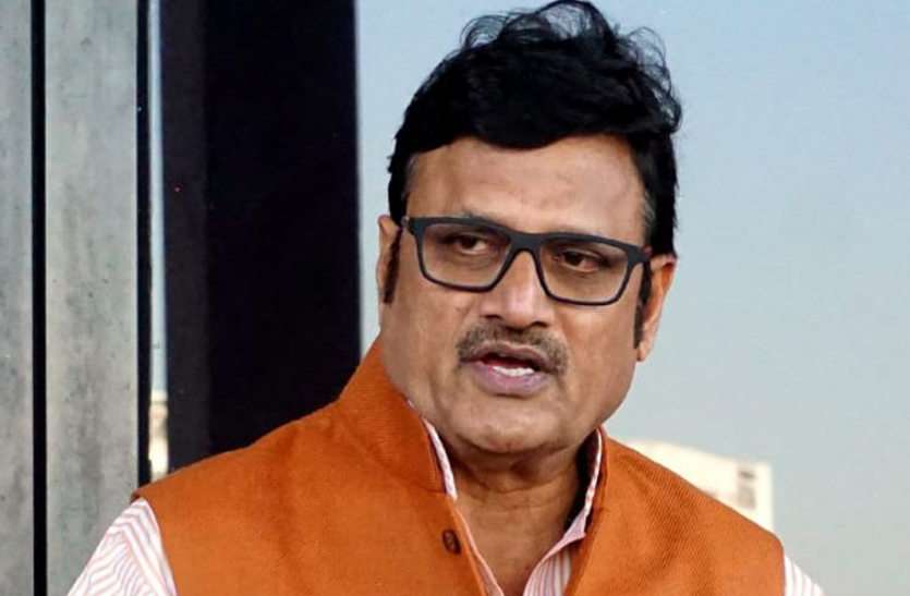 a5.jpg कांग्रेस सरकार ने फ्यूल सरचार्ज के नाम पर 1.52 करोड़ उपभोक्ताओं से डाला 475 करोड़ का भार - राठौड़