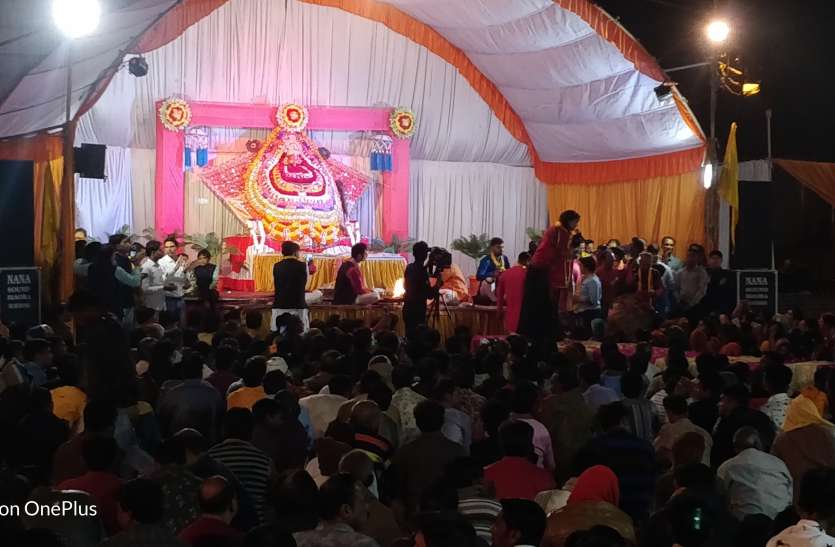 खाटू श्यामजी की भजन संध्या श्याम थारो नाम लागे भक्ता ने प्यारो है, म्हारे जीने को सहारो है