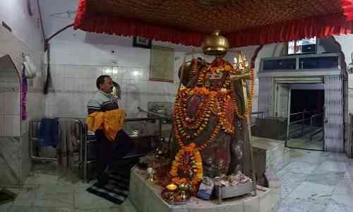 इस मंदिर में होता है माता पार्वती और शिव का मिलन, देखने के लिये लगती है भारी भीड़