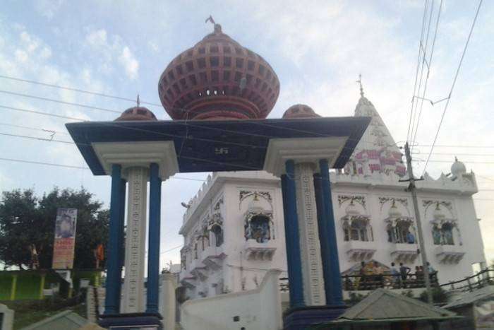 इस मंदिर में होता है माता पार्वती और शिव का मिलन, देखने के लिये लगती है भारी भीड़