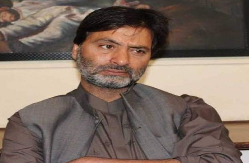 Charges Filed Against JKLF Chief Yasin Malik In 1990 Terror Attack यासीन मलिक समेत 7 पर आरोप तय, 30 साल पहले आतंकी हमले में मारे गए थे IAF अधिकारियों समेत 6 लोग