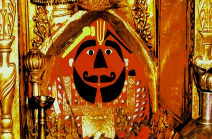 salasar_balaji.jpg यहां है दाढ़ी मूंछ वाले हनुमान जी का मंदिर, दर्शन मात्र से पूरी हो जाती है मनोकामनाएं