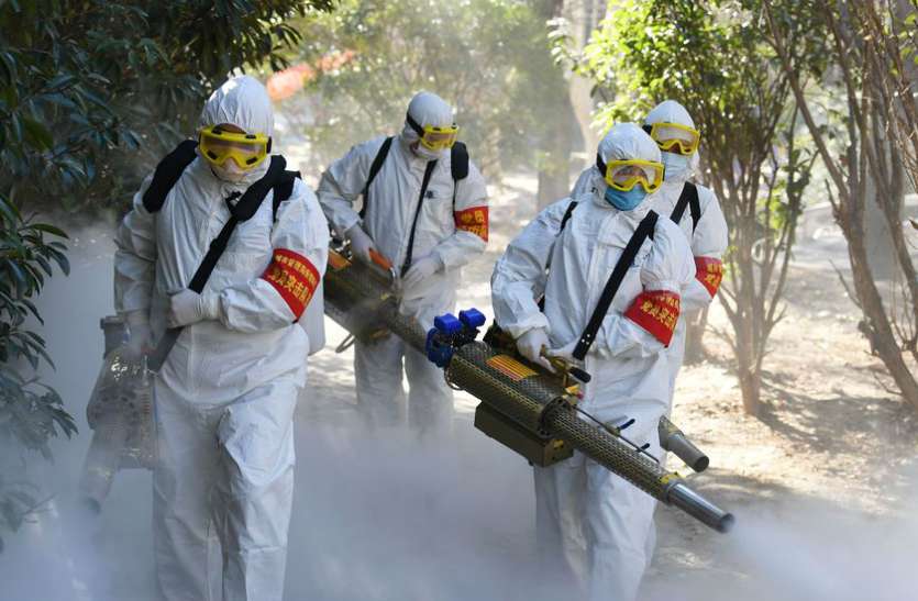 coronavirus_can_persist_in_air_for_hours_and_on_surfaces_for_days.jpg वैज्ञानिकों का दावा, बिना किसी पीड़ित के सर्पक में आए भी फैल सकता है कोरोनावायरस!