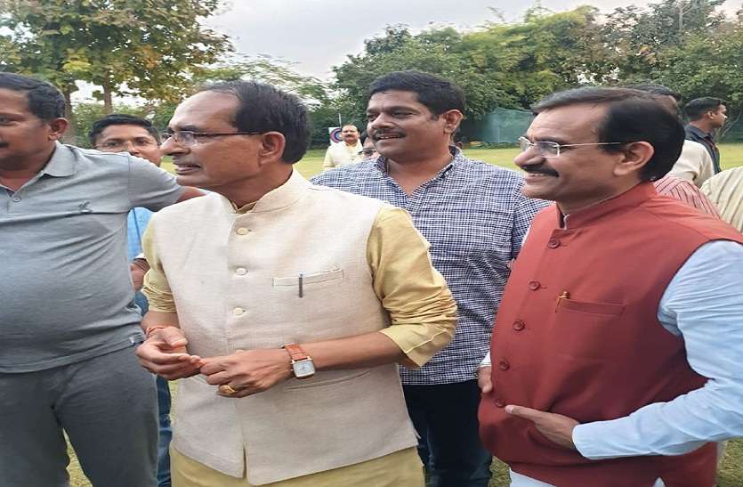 shivraj singh chouhan अगर इनकी चली तो 'मामा' को सीएम बनने से कोई नहीं रोक सकता!