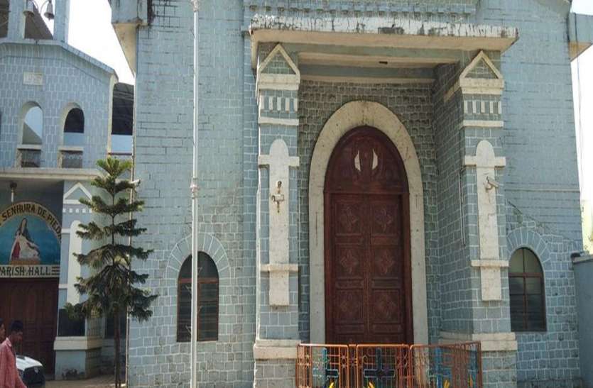 बाजार में पसरा सन्नाटा, सरकारी कार्यालयों से भीड़ नदारद बाजार में पसरा सन्नाटा, सरकारी कार्यालयों से भीड़ नदारद