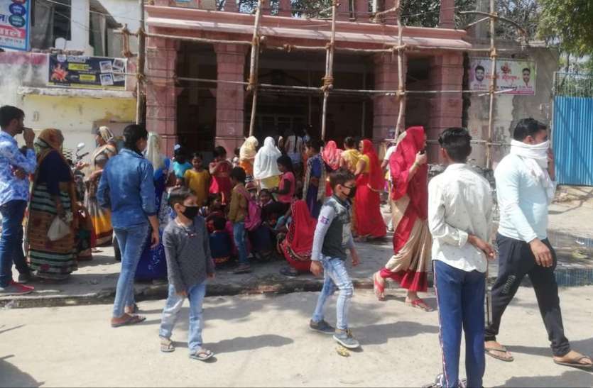 कोरोना संक्रमण : होम आइसोलेशन पर लोग गंभीर नहीं कोरोना संक्रमण : होम आइसोलेशन पर लोग गंभीर नहीं
