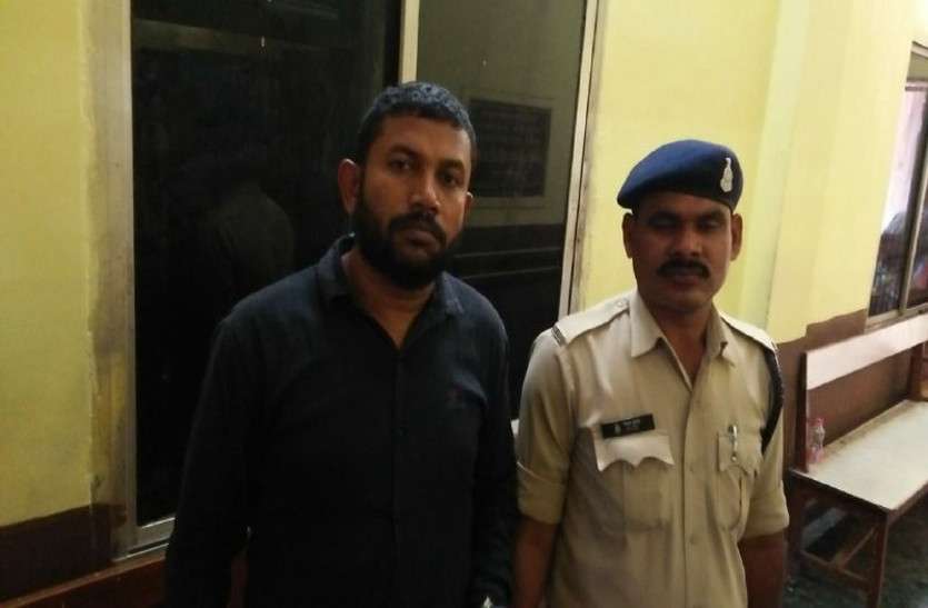 बेहोशी का इंजेक्शन लगाकर डॉक्टर ने स्कूली छात्रा से किया बलात्कार, गर्भवती होने पर खुली पोल
