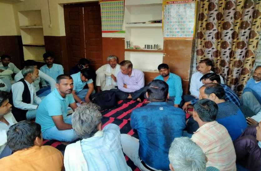 कोरोना के असर से कर्माबाई जयंती पर नहीं निकलेगा चल समारोह कोरोना के असर से कर्माबाई जयंती पर नहीं निकलेगा चल समारोह