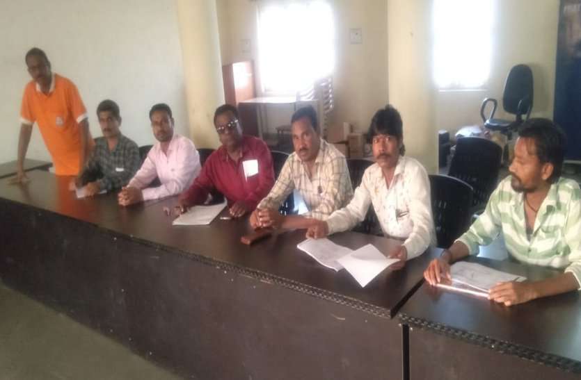 Eighth census of country will be done this time, important information given to enumerators for listing of houses for census. देश की आठवीं जनगणना होगी इस बार डिजीटल, जनगणना के लिए मकान सूचीकरण के लिए प्रगणकों को दी गई महत्वपूर्ण जानकारी