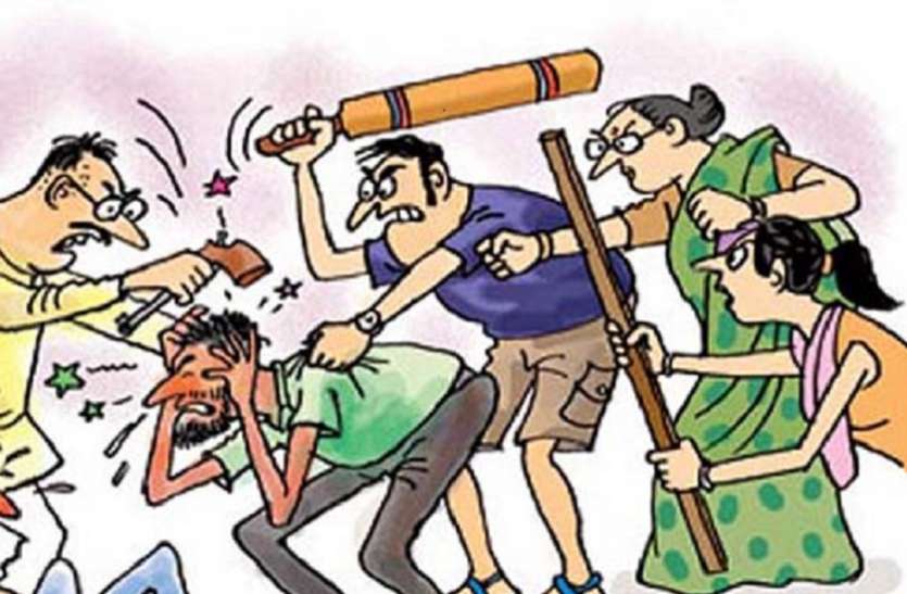 बकरी चोरी के आरोप में युवक की सामूहिक पिटाई बकरी चोरी के आरोप में युवक की सामूहिक पिटाई