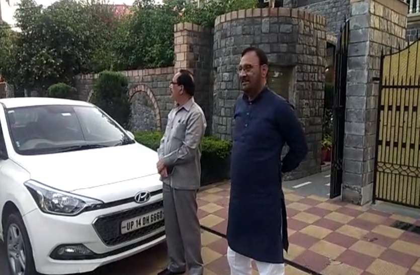 bjp-leader-ashu-verma.jpg CoronaVirus: पीएम मोदी की अपील के बाद भाजपा के इस वरिष्ठ नेता ने कैंसिल किया बेटे की शादी का भव्य समारोह