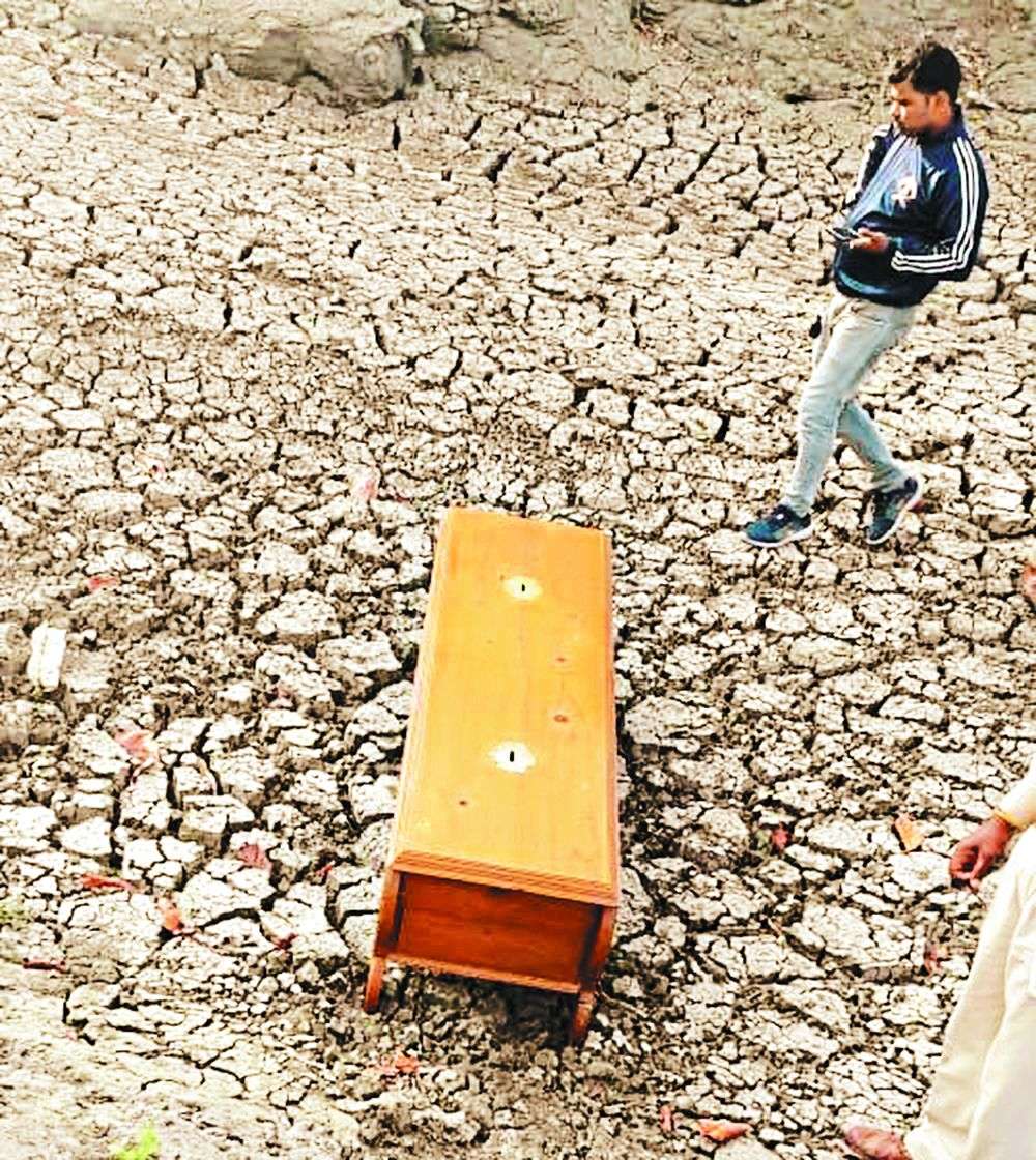 पुलिस नींद मे चोर सतर्क: श्री शत्रुंजय तीर्थधाम से चांदी का मुकुट और दानपात्र ले उड़े