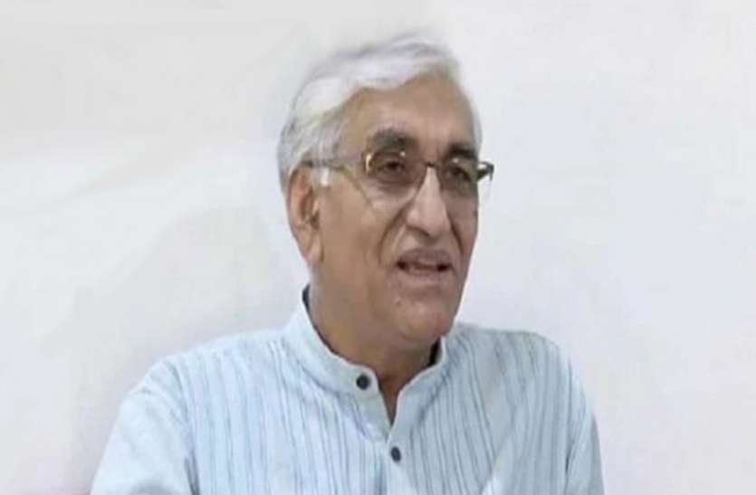 'पीएम से पूछूंगा कि विदेश से आने वालों को क्यों राज्यों में भेजा जा रहा हैÓ 'पीएम से पूछूंगा कि विदेश से आने वालों को क्यों राज्यों में भेजा जा रहा हैÓ