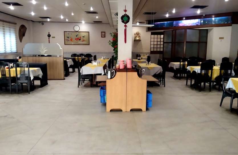 जनता कफ्र्यू से पहले ही कोरोना का खौफ, -मिनी राजस्थान में पसरा सन्नाटा जनता कफ्र्यू से पहले ही कोरोना का खौफ, -मिनी राजस्थान में पसरा सन्नाटा