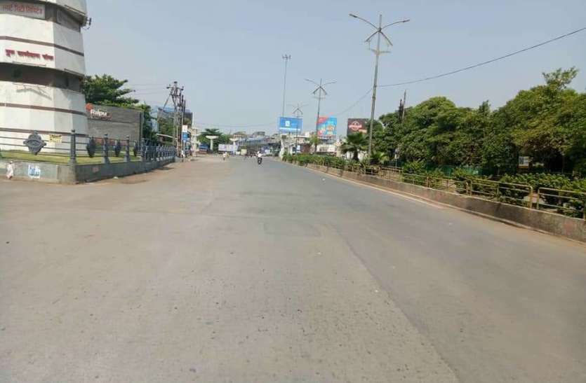 Janata Curfew live updates: Market shuts in 28 districts of CG Janta Curfew: छत्तीसगढ़ में जनता कर्फ्यू का व्यापक असर, सड़कें सूनी और बाजार बंद