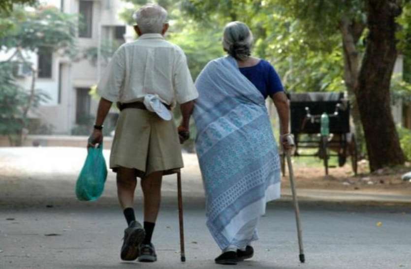 Coronavirus Special : जब अपनों का मिले प्यार तो बुजुर्ग न लांघें द्वार Coronavirus Special : जब अपनों का मिले प्यार तो बुजुर्ग न लांघें द्वार