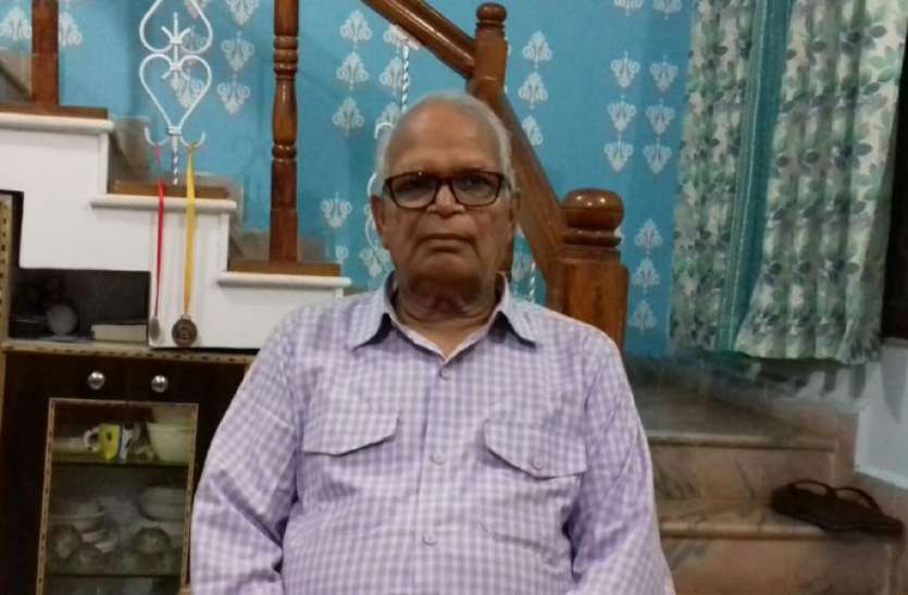 dr_prakash_dongre.jpg देशहित और मानवता के लिए यह अनूठा कफ्र्यु