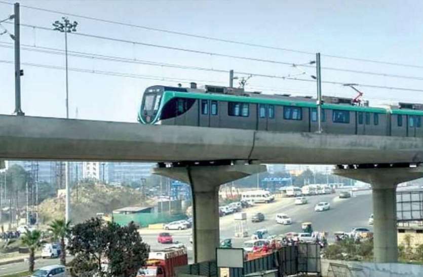 metro.jpg Coronavirus: नोएडा-एनसीआर में 31 मार्च तक बंद रहेगी मेट्रो, सिटी बस सेवा पर भी लगी रोक