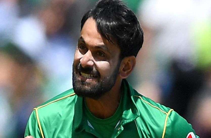 mohammad hafeez दागी शरजील की क्रिकेट में वापसी पर हफीज ने जताई नाखुशी, पीसीबी भड़का