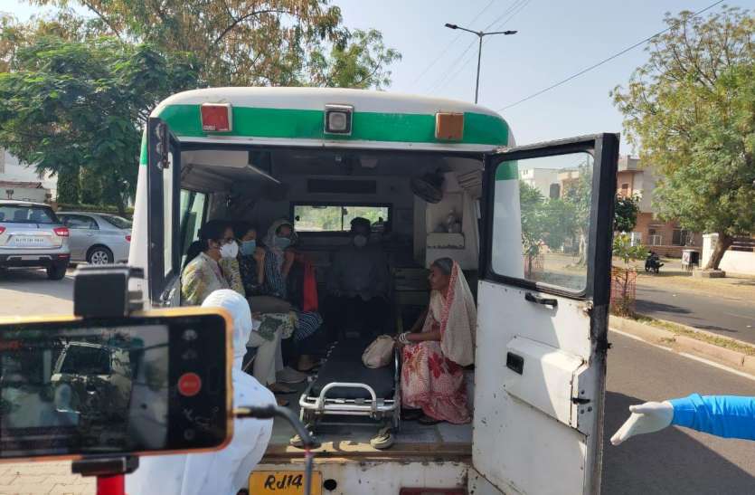 coronavirus positive patient family members shifted to mdm hospital Coronavirus Outbreak: बच्चों और बुजुर्गों को ही नहीं, आपको भी टारगेट कर रहा कोरोना?