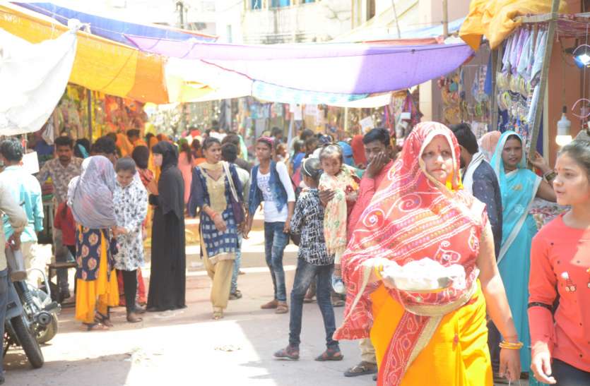 दतिया के विजयकाली पीठ पर कोरोना वायरस का असर Fair was being held for two hundred years, not this time, news in hindi, mp news, datia news दो सौ साल से हो रहा था मेला, इस बार नहीं