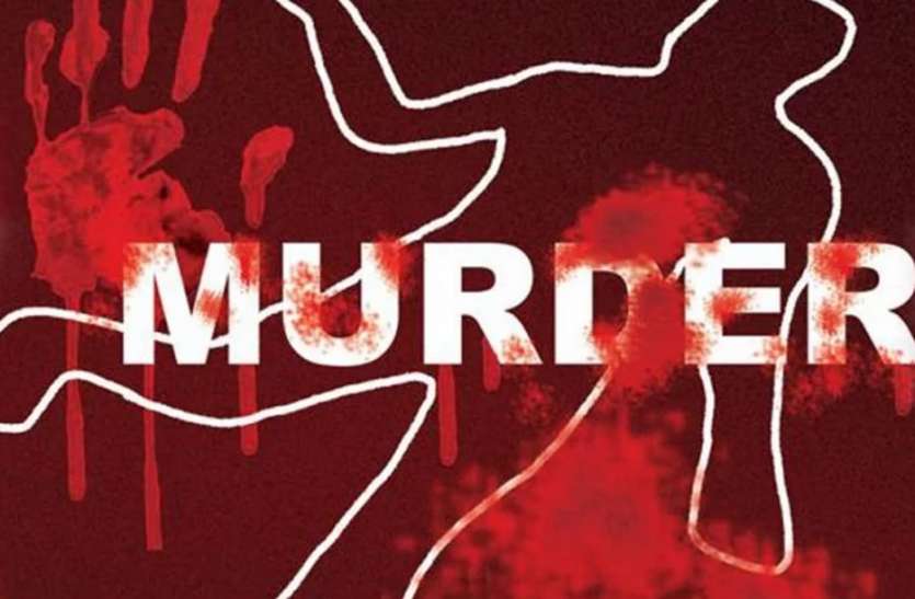 Case of murder in the field with an ax 5 accused of murder arrested पुलिस की गिरफ्त में आए हत्या के पांचों आरोपी, ललितपुर में हुई थी वारदात