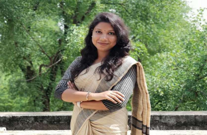 कोरोना इफेक्ट : डिप्टी कलेक्टर ने टाली अपनी शादी कोरोना इफेक्ट : डिप्टी कलेक्टर ने टाली अपनी शादी