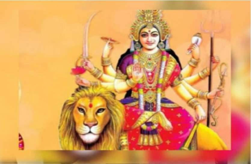 चैत्र नवरात्रि में सुबह-शाम कर लें इस स्तुति का पाठ, कोरोना जैसी गंभीर बीमारी से होगी रक्षा मंदिरों और घरों में हुई घट स्थापना, शीाला माता ने पहली बार मुंह मोड़ लिया