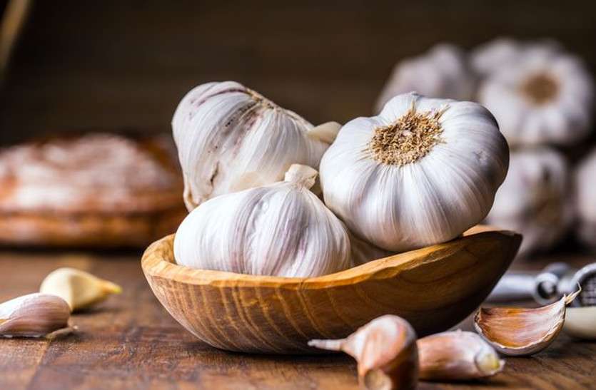 फेंफड़ों के लिए फायदेमंद है लहसुन फेंफड़ों के लिए फायदेमंद है लहसुन