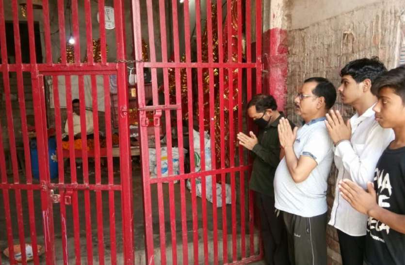 70 साल में पहली बार नवरात्र में नहीं खुला दक्षिणमुखी देवी का कपाट 70 साल में पहली बार नवरात्र में नहीं खुला दक्षिणमुखी देवी का कपाट