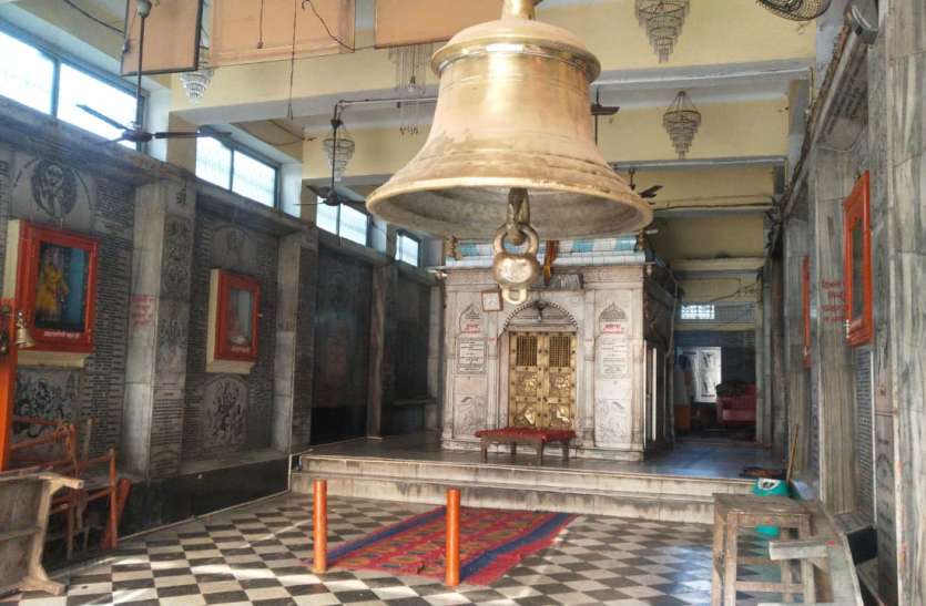 धार्मिक रीति-रिवाजों पर भी कोरोना का कहर धार्मिक रीति-रिवाजों पर भी कोरोना का कहर