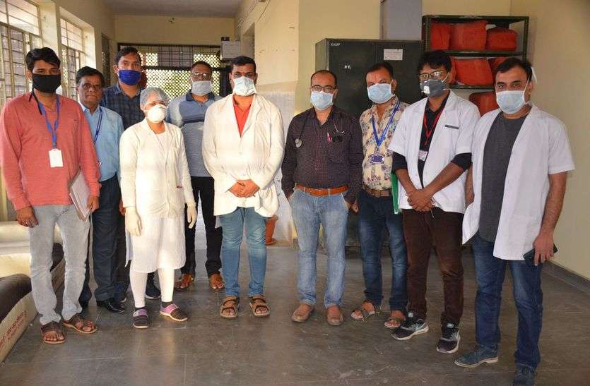 सेवा के जज्बे को सलाम,चित्तौड़ को इन पर नाज सेवा के जज्बे को सलाम,चित्तौड़ को इन पर नाज