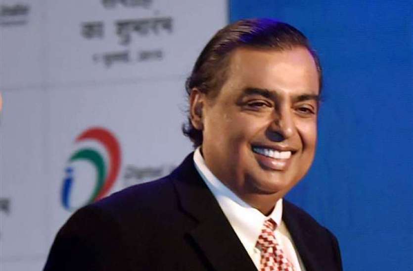 mukesh ambani.jpg Coronavirus Lockdown: सैलरी है 30 हजार रुपए से कम, रिलायंस देगी 2 बार वेतन