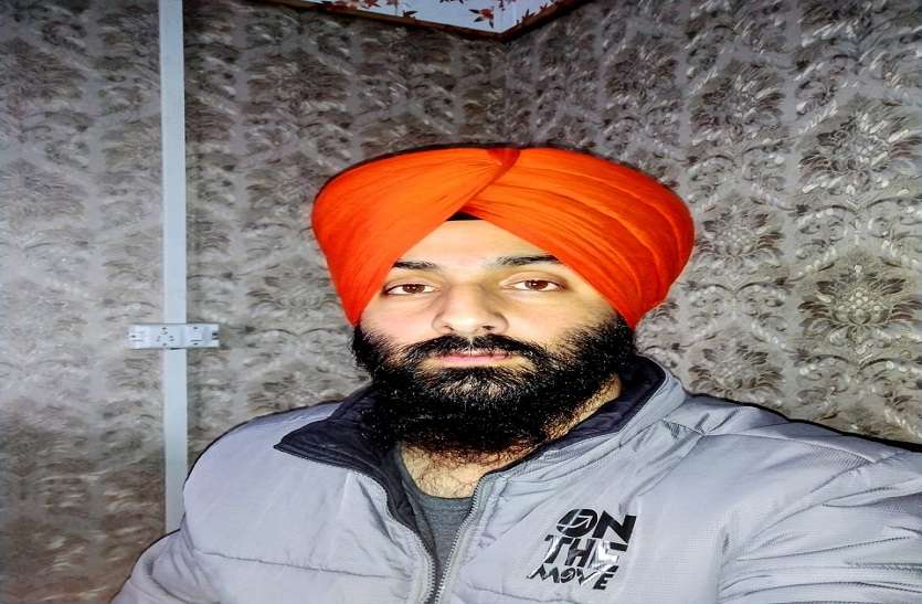 मानवता की सेवा का धर्म निभा रहा है यह इंजीनियर मानवता की सेवा का धर्म निभा रहा है यह इंजीनियर