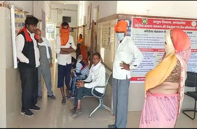कलेक्टर व एसपी ने किया ई-दक्ष केंद्र का अवलोकन कलेक्टर व एसपी ने किया ई-दक्ष केंद्र का अवलोकन