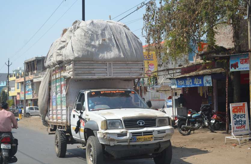 ओवरलोडिंग हादसों के बाद भी ओवरलोडिंग पर नहीं लग रहा विराम