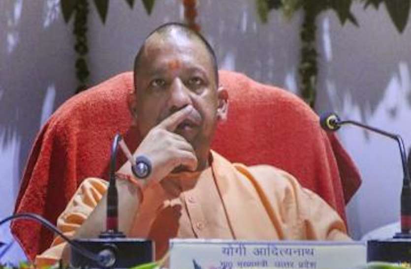 कोरोना वायरस से जंग में सख्त हुई योगी सरकार, नियम तोड़ने वालों पर 1326 मुकदमे दर्ज कोरोना वायरस से जंग में सख्त हुई योगी सरकार, नियम तोड़ने वालों पर 1326 मुकदमे दर्ज