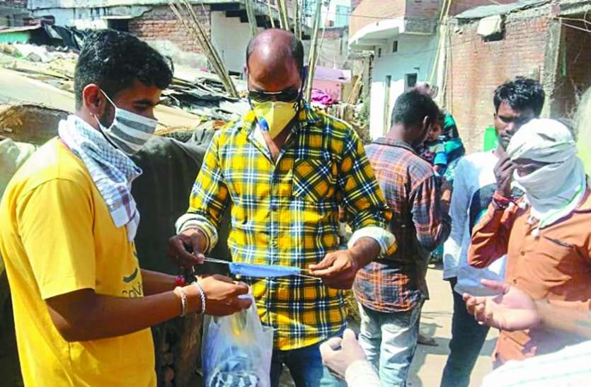 Disposing of masks is necessary after wearing one day एक दिन पहने के बाद मास्क डिस्पोज करना जरूरी