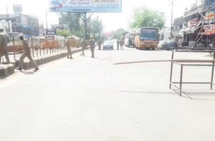 meerut Lockdown में जबरन आलू उतरवाने पर दरोगा सस्पेंड, इंस्पेक्टर और चार सिपाहियों पर बैठी जांच