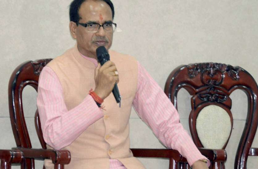 46 लाख पेंशनर्स को 2 महीने का एडवांस देगी सरकार, BPL परिवारों को 1 महीने का राशन निशुल्क 46 लाख पेंशनर्स को 2 महीने का एडवांस देगी सरकार, BPL परिवारों को 1 महीने का राशन निशुल्क