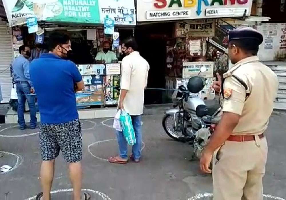 आखिरकार सड़क पर बने ये सफेद गोले है क्या, लखनऊ पुलिस का इससे क्या है रिश्ता?