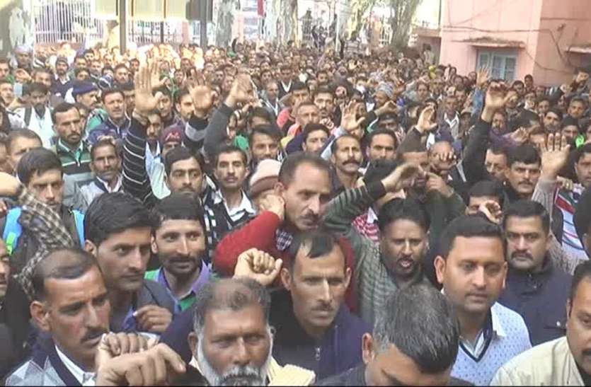 daily wagers दिहाड़ी मजदूरों की मदद के लिए आगे आई Gems Export Council, 50 करोड़ खर्च करने का किया ऐलान