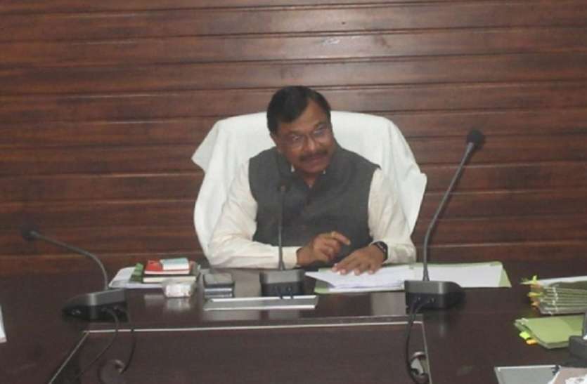 इन हालातों में अब निजी नर्सिंग होम में भी होगी ये सुविधा, जिलाधिकारी ने दिए निर्देश इन हालातों में अब निजी नर्सिंग होम में भी होगी ये सुविधा, जिलाधिकारी ने दिए निर्देश