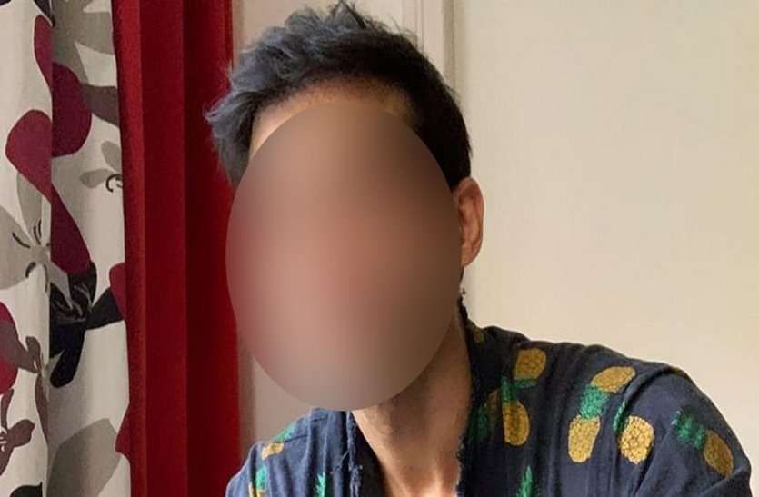 खाना खाकर कमरे में सोने गया युवक लॉकडाउन के बीच फांसी के फंदे पर झूला, सदमे में परिजन खाना खाकर कमरे में सोने गया युवक लॉकडाउन के बीच फांसी के फंदे पर झूला, सदमे में परिजन