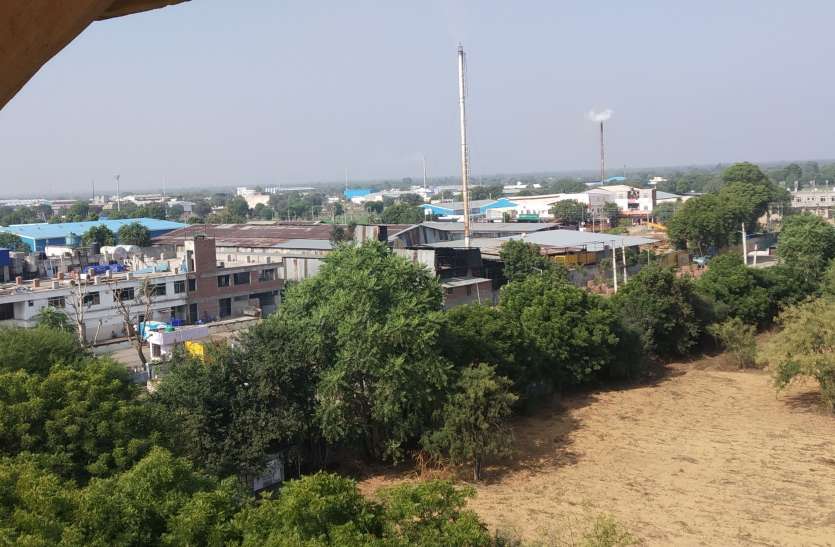 LOCKDOWN: 10 हजार लोगों के रोजगार पर संकट LOCKDOWN: 10 हजार लोगों के रोजगार पर संकट