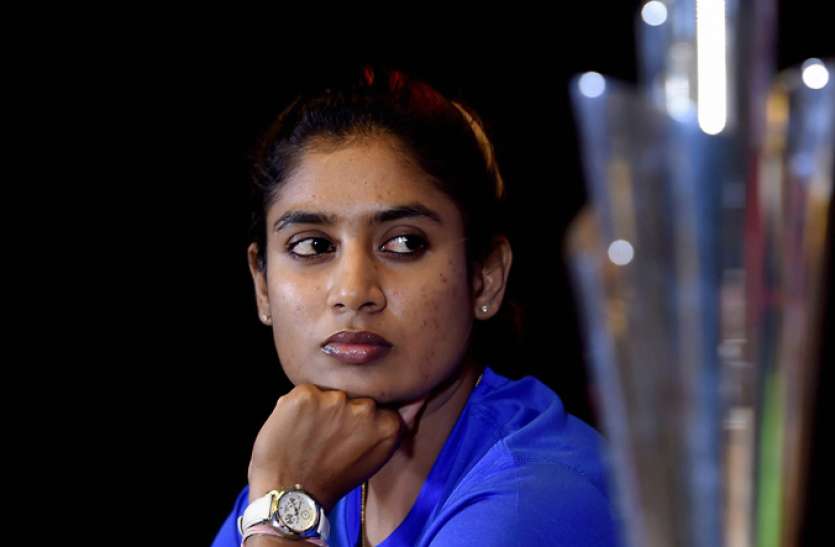 mithali.jpg मिताली राज ने बीसीसीआई से किया अनुरोध, अगले साल से शुरू करना चाहिए महिला आईपीएल